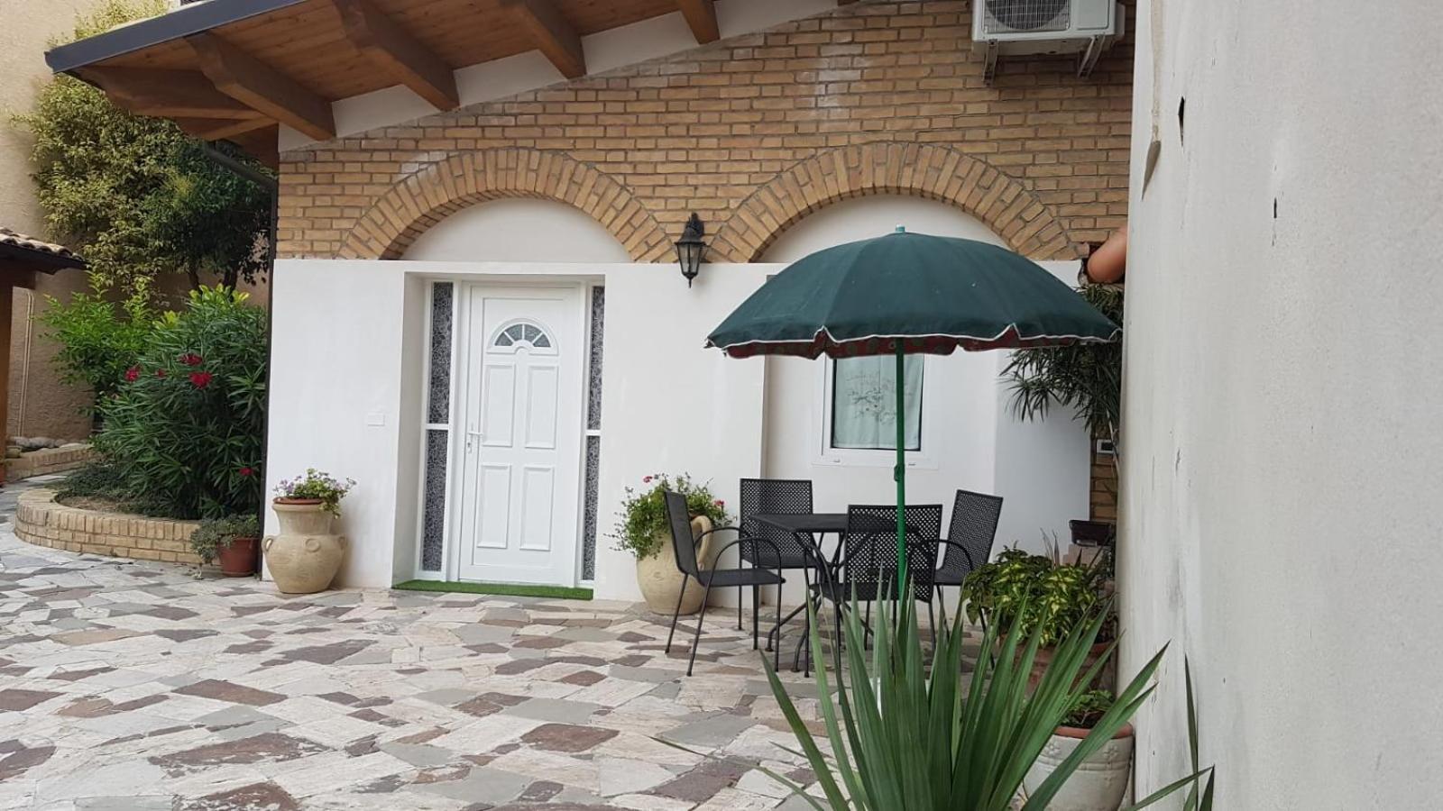 Dimora Antica Pianella Bed & Breakfast Pianella  Exterior photo